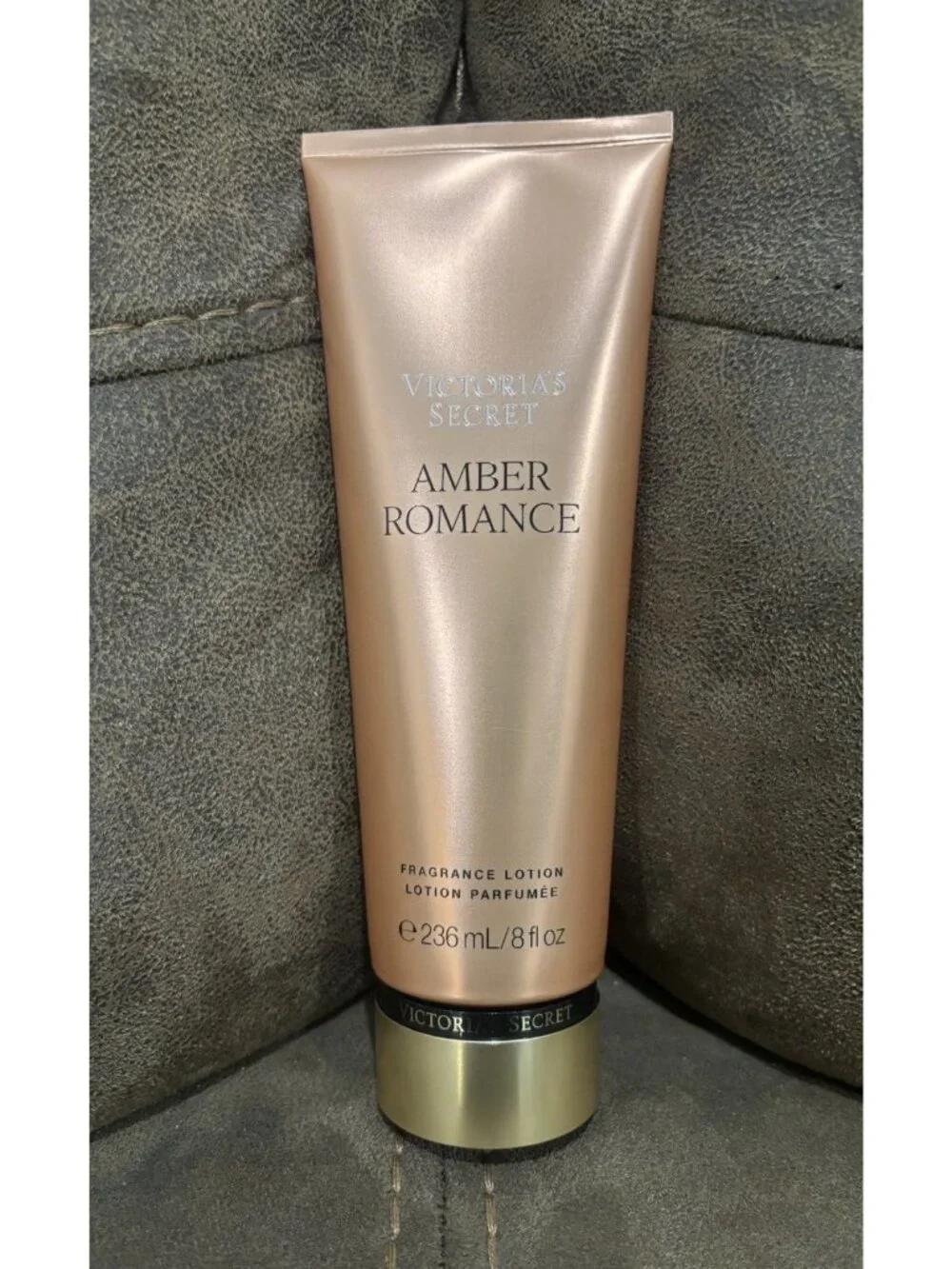 NEW SEALED VICTORIA'S SECRET AMBER ROMANCE FRAGRANCE LOTION 8 OZ - Picture 1 of 4